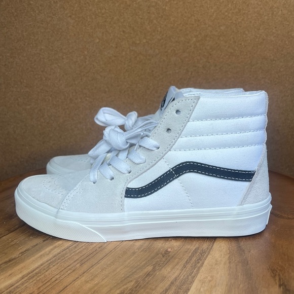 Vans
Sk8-hi
Brand new - Picture 10 of 16